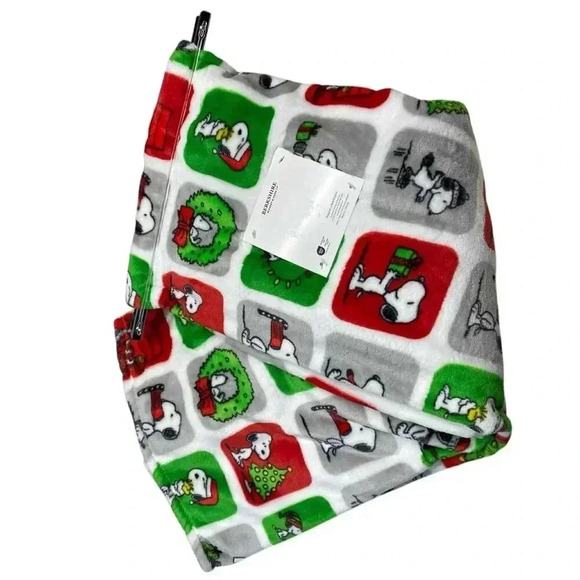 Peanuts Snoopy Woodstock Christmas Holiday Throw Blanket 50x70 Winter Wreath - Picture 2 of 4